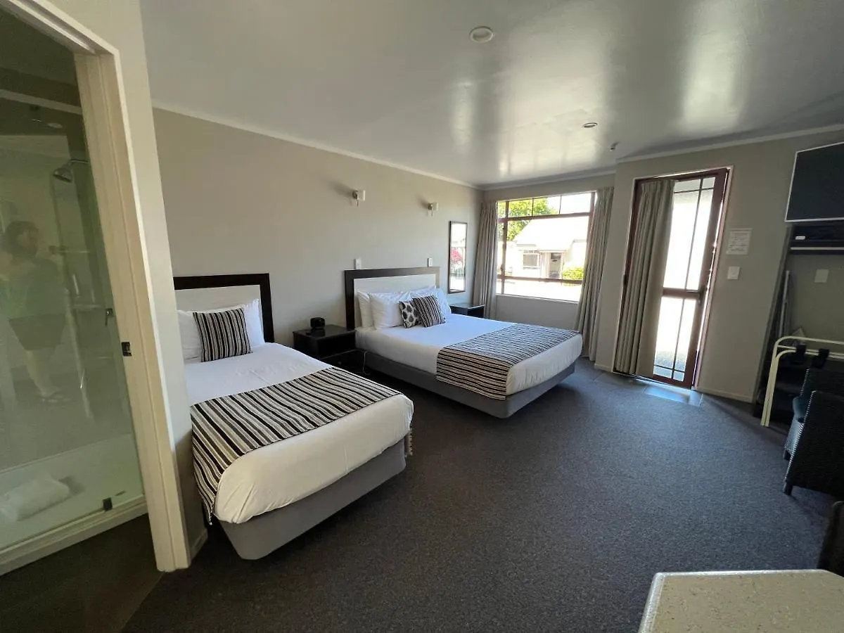 ****  Quality Inn Acapulco Taupo New Zealand