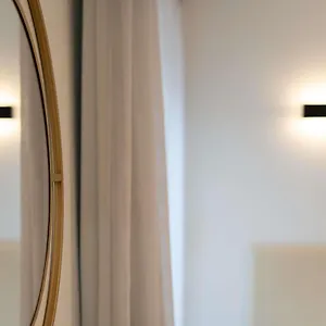 Mercure And 3* Wellington